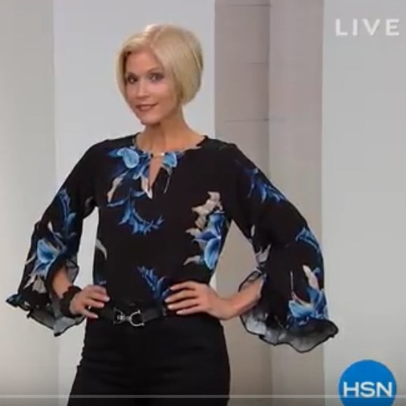 DG2 by Diane Gilman Floral Keyhole Ruffle Sleeve Blouse - Picture 2 of 8